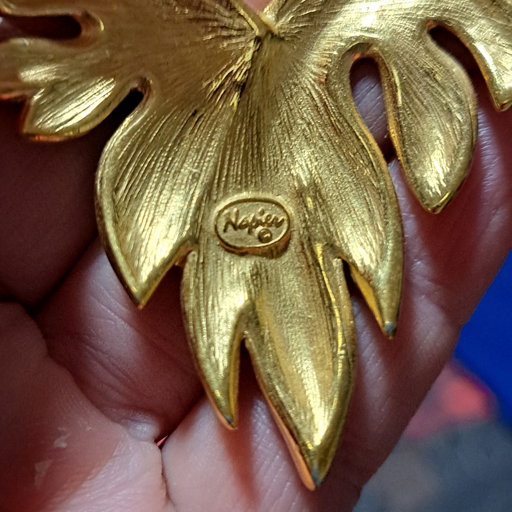 Napier Gold Necklace with Leaf Design - Picture 6 of 6